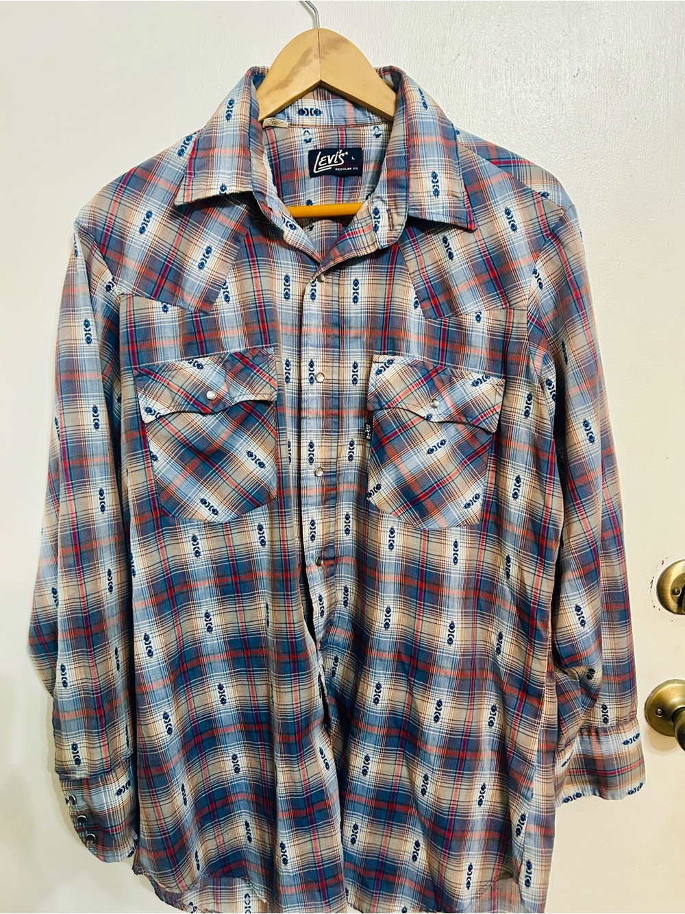 Vintage Levi's Red Blue Plaid Casual Button-Down Shirt
